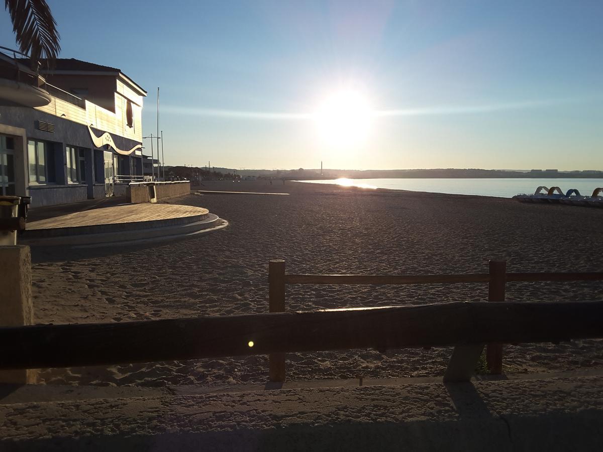 Hotel Restaurant Calypso Fos-sur-Mer Exterior foto