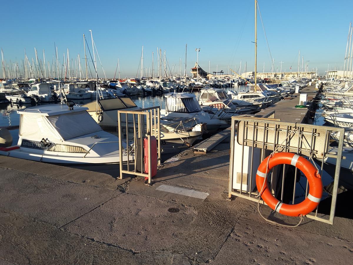 Hotel Restaurant Calypso Fos-sur-Mer Exterior foto
